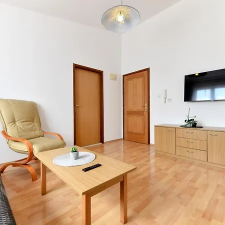 Apartment Holiday On The Puntamika & Borik Beach - Zadar