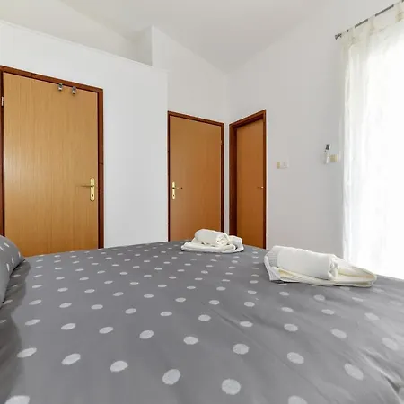 Holiday On The Puntamika & Borik Beach - Zadar