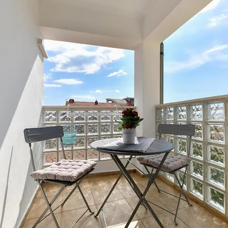 Apartment Holiday On The Puntamika & Borik Beach -