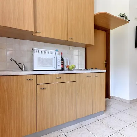 Apartment Holiday On The Puntamika & Borik Beach - Zadar
