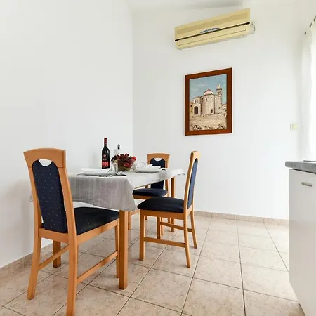Holiday On The Puntamika & Borik Beach - Zadar