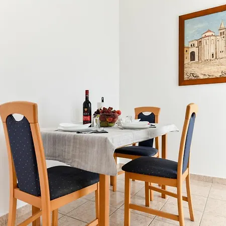 Holiday On The Puntamika & Borik Beach - Apartment *