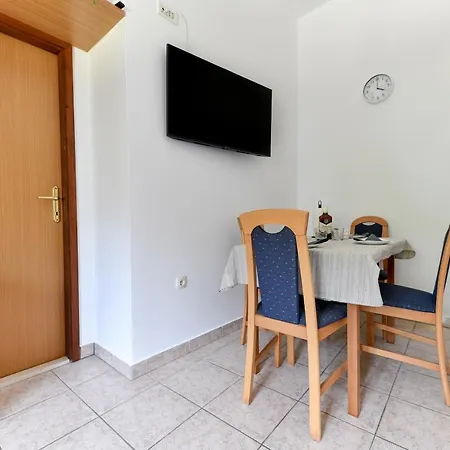 Holiday On The Puntamika & Borik Beach - Apartment