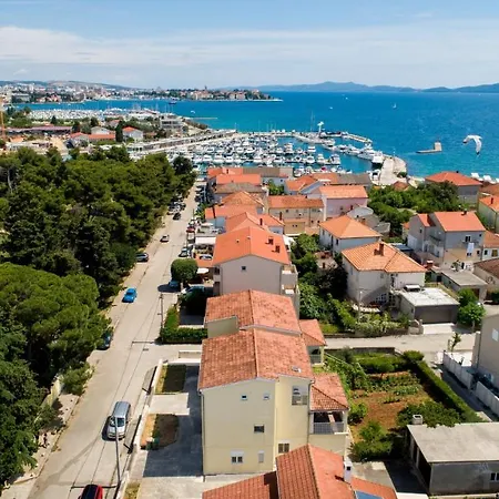 Holiday On The Puntamika & Borik Beach - Apartment *